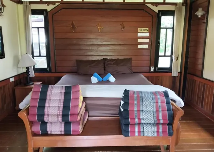 Dewshore Resort